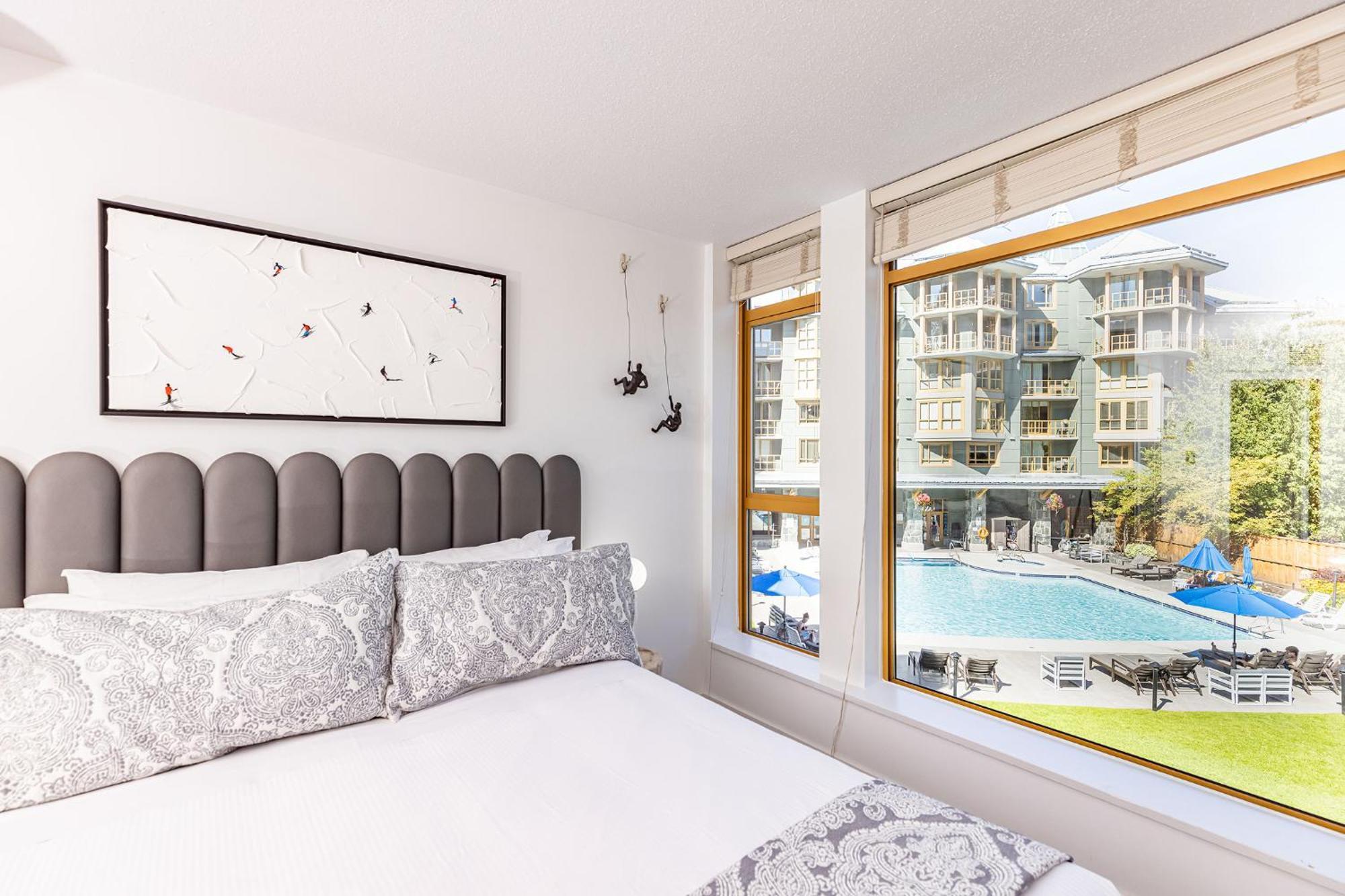 Cascade Lodge Premium Suite, With Pool & Hot Tub Whistler Exteriör bild