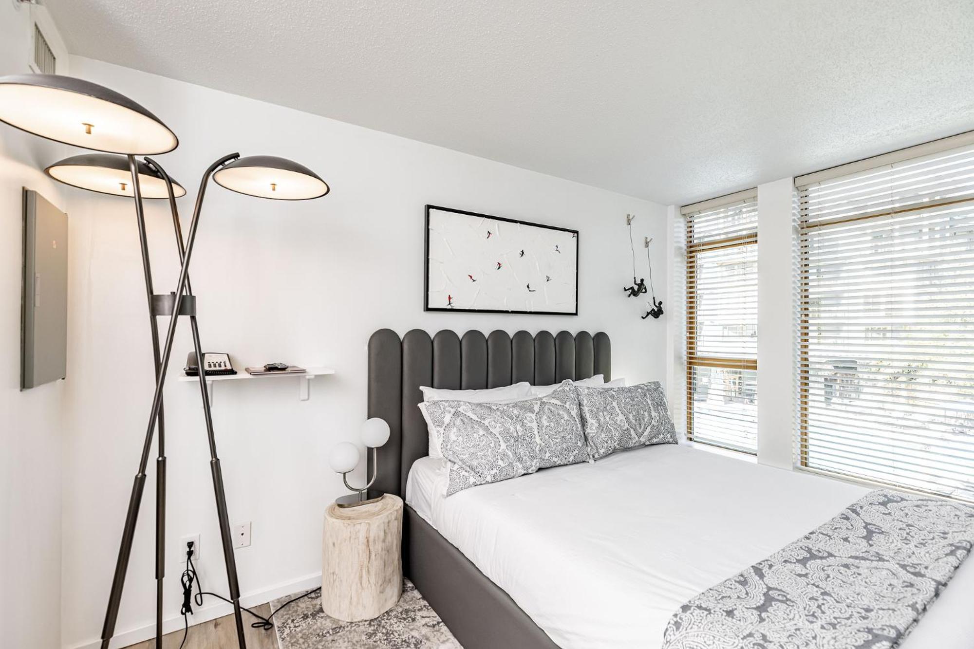 Cascade Lodge Premium Suite, With Pool & Hot Tub Whistler Exteriör bild