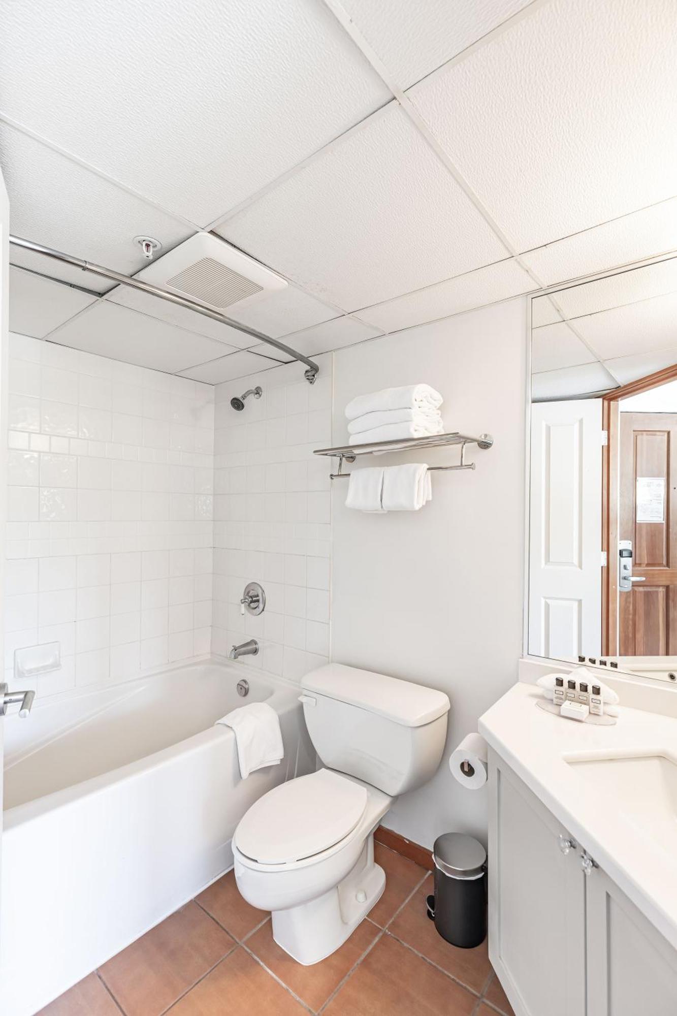 Cascade Lodge Premium Suite, With Pool & Hot Tub Whistler Exteriör bild